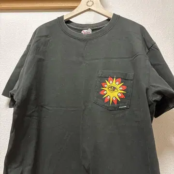 춤추는 나라 United Athle 블랙 T셔츠 L 사이즈