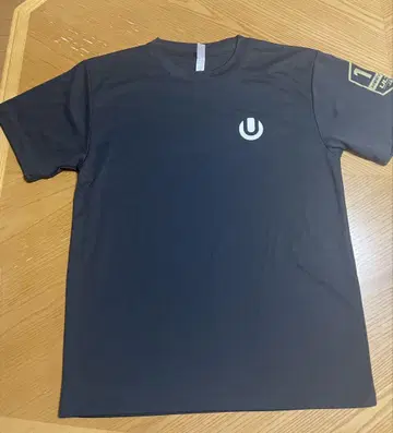 ULTRA JAPAN T셔츠 M 사이즈 블랙 300-ACT