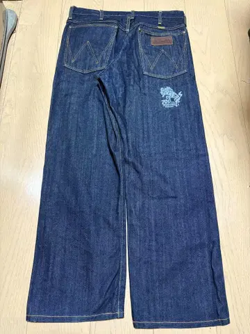 초레어 90s Wrangler 스트레이트 데님 다크 네이비 페인트 디자인
