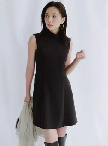 anuans 컷 조젯 미니 원피스