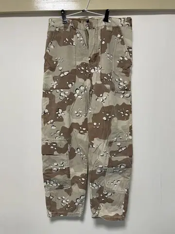 XLARGE 카모플라쥬 카고 팬츠