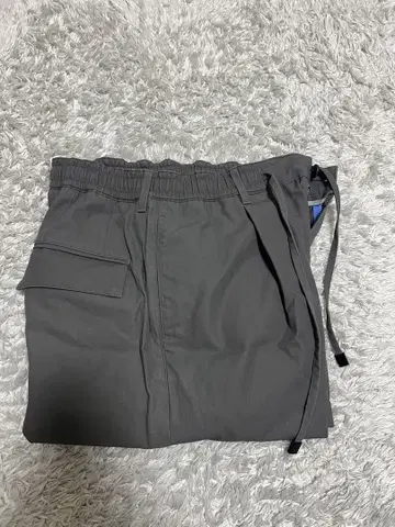 UNITED TOKYO 그레이 슬랙스