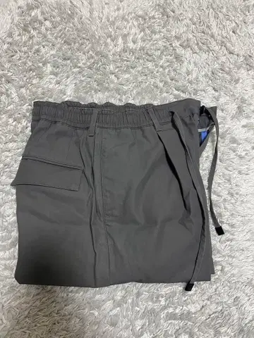 UNITED TOKYO 그레이 슬랙스