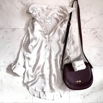 컨디션 최상 매디슨 블루 긴팔 셔츠 블라우스 드레이프감 00