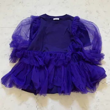 새상품급 VIVIANO 23SS 볼륨 튤 T-shirt M