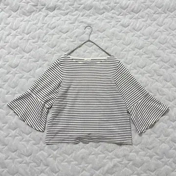 GU 보더 플레어 소매 상의(XL) / 빅 사이즈 캐주얼 코디하기 좋은