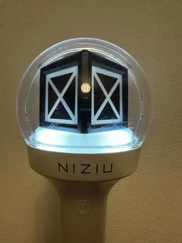 NiziU 응원봉