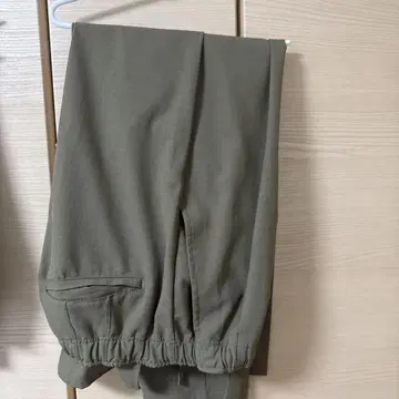 FREAK'S STORE 올리브 베이지 슬랙스