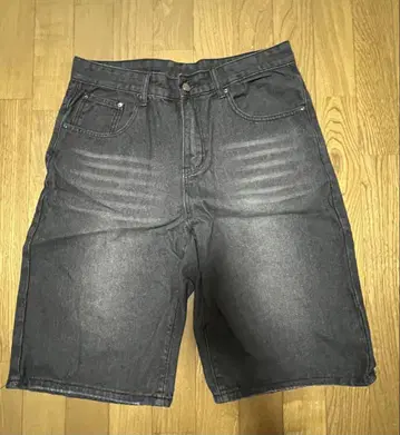 다크 그레이 데님 숏팬츠