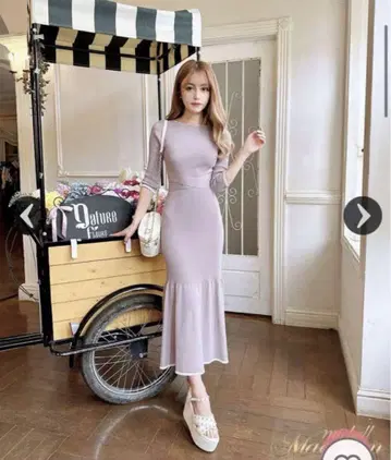 미셸 마카롱 크로스 리본 니트 롱 원피스 머메이드