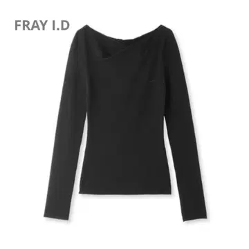 24년제 FRAY I.D 프레이아이디 턱 데콜테 리브 니트 긴팔