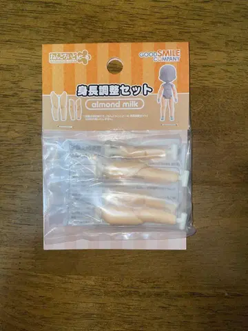 넨도로이드돌 신장 조정 세트 (almond milk)