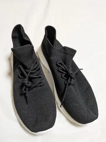 블랙 니트 슬립온 스니커즈 42
