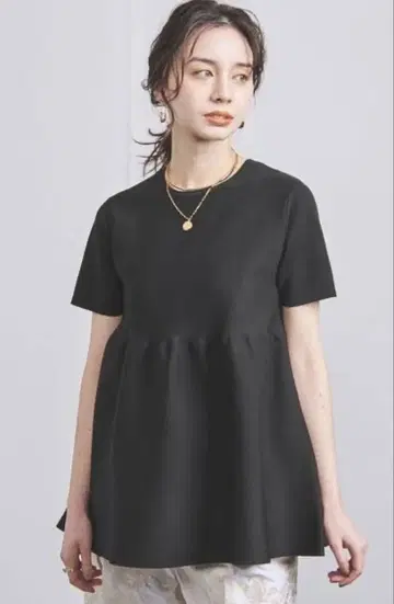 UNITED ARROWS 다크 그레이 반팔 상의