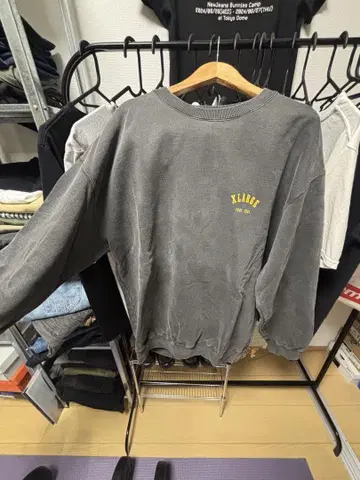 XLARGE 이글 프린트 트레이닝복 M 그레이