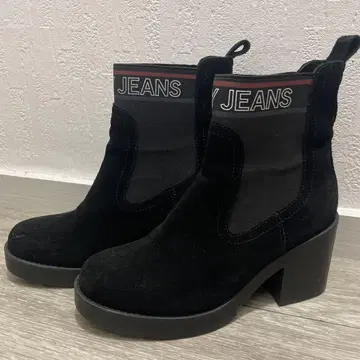 TOMMY JEANS 사이드 고어 부츠 블랙 스웨이드