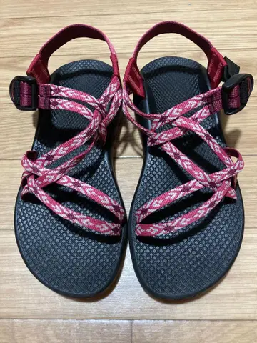 Chaco 샌들