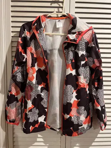 adidas 꽃무늬 후드 부착 자켓