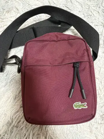 LACOSTE 버건디 숄더백