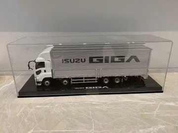 ISUZU GIGA 트럭 모형