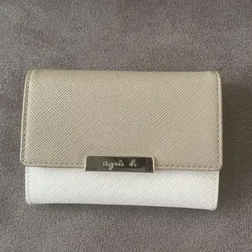 agnes b. 카드 케이스 베이지와 화이트
