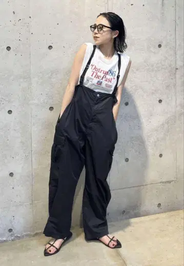 언그리드 밀리터리 루즈 살로펫 블랙