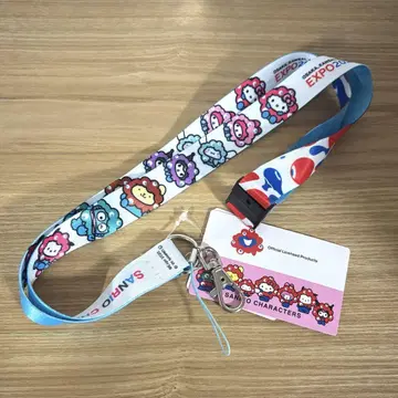 오사카 간사이 만박 회장 한정판 산리오 미야쿠미야쿠 변신 넥스트랩 블루