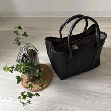 새상품 [빔즈하트] 핸드백 블랙