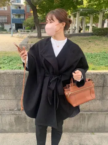 mysty woman 블랙 판초 코트
