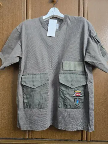 sacai x SPIEWAK Gonz 멀티 패치 T셔츠