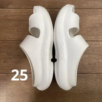 [ 새상품급 ] [ OOFOS ] OOyea 샌들 25
