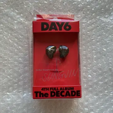 DAY6 The DECADE 인이어 이어폰 성진