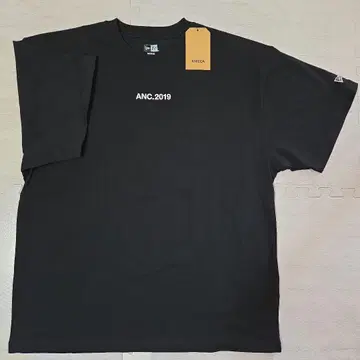 미사용 새상품 ANIECA x NEW ERA 티셔츠 블랙