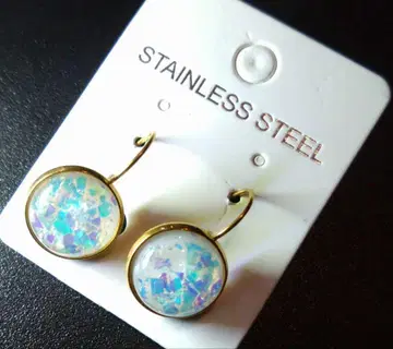 레진 오팔풍 귀걸이 스테인리스 스틸제 미사용 새상품 상자 포함