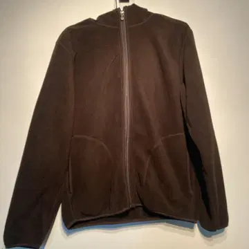 UNIQLO 다크 브라운 플리스 자켓 후드 부착