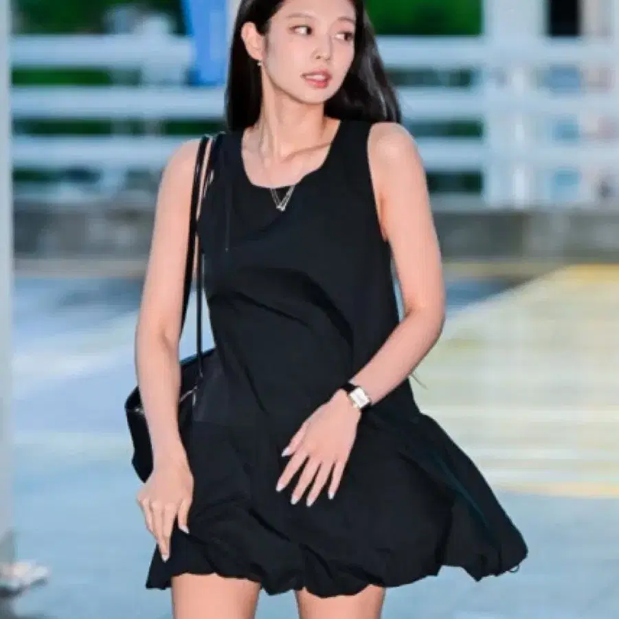 AMOMENTO | 아모멘토 Amomento Jennie Volume Mini Dress #아모멘토