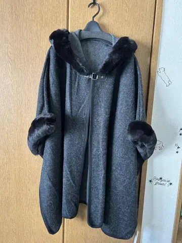 그레이 울 혼방 판초 케이프 코트
