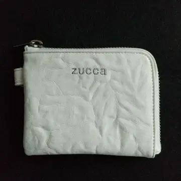 ZUCCA 주카 엠보싱 월렛 화이트