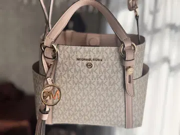 MICHAEL KORS 숄더백