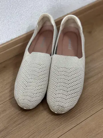 가격 인하 중 camelot 아이보리 메쉬 슬립온 24cm