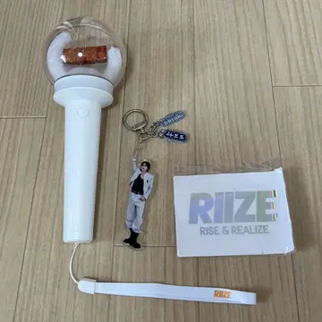 RIIZE 응원봉 성찬 밤 참
