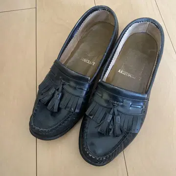 ARISTOCRAT 블랙 로퍼