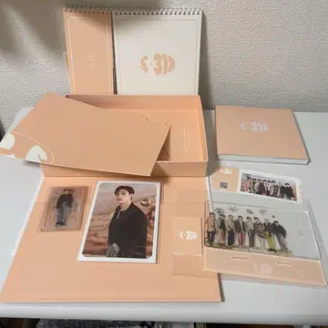 스트레이 키즈 2023 재팬 시즌스 그리팅스