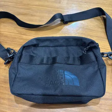 THE NORTH FACE 블랙 숄더백