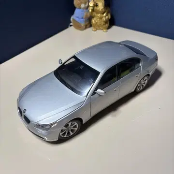 BMW 5 시리즈 교쇼 KYOSHO 1/18 모델카