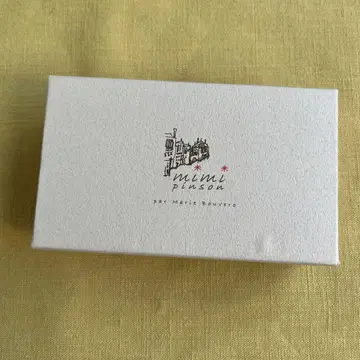 미미 핀슨 강아지 자수 키케이스