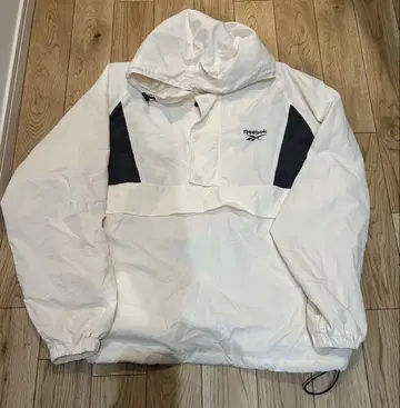 Reebok 후드 부착 풀오버 자켓