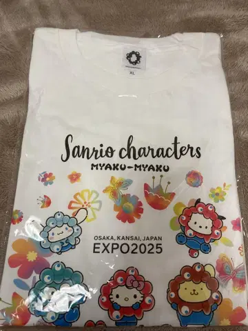 EXPO2025 산리오 미야쿠미야쿠 변신 셔츠 플라워 XL