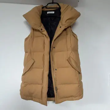 LATO CALLE 베이지 다운 베스트 후드 부착