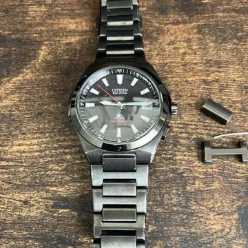 CITIZEN Eco-Drive 손목시계 아테사 블랙 티타늄